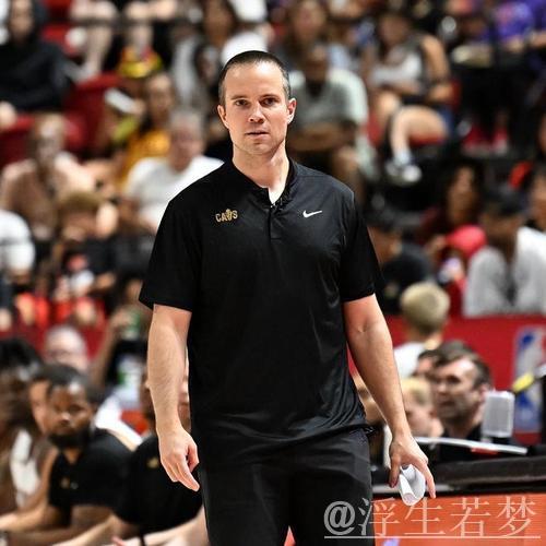 新赛季最贵主教练是科尔，年薪1750万，你知道最便宜教练是谁吗？